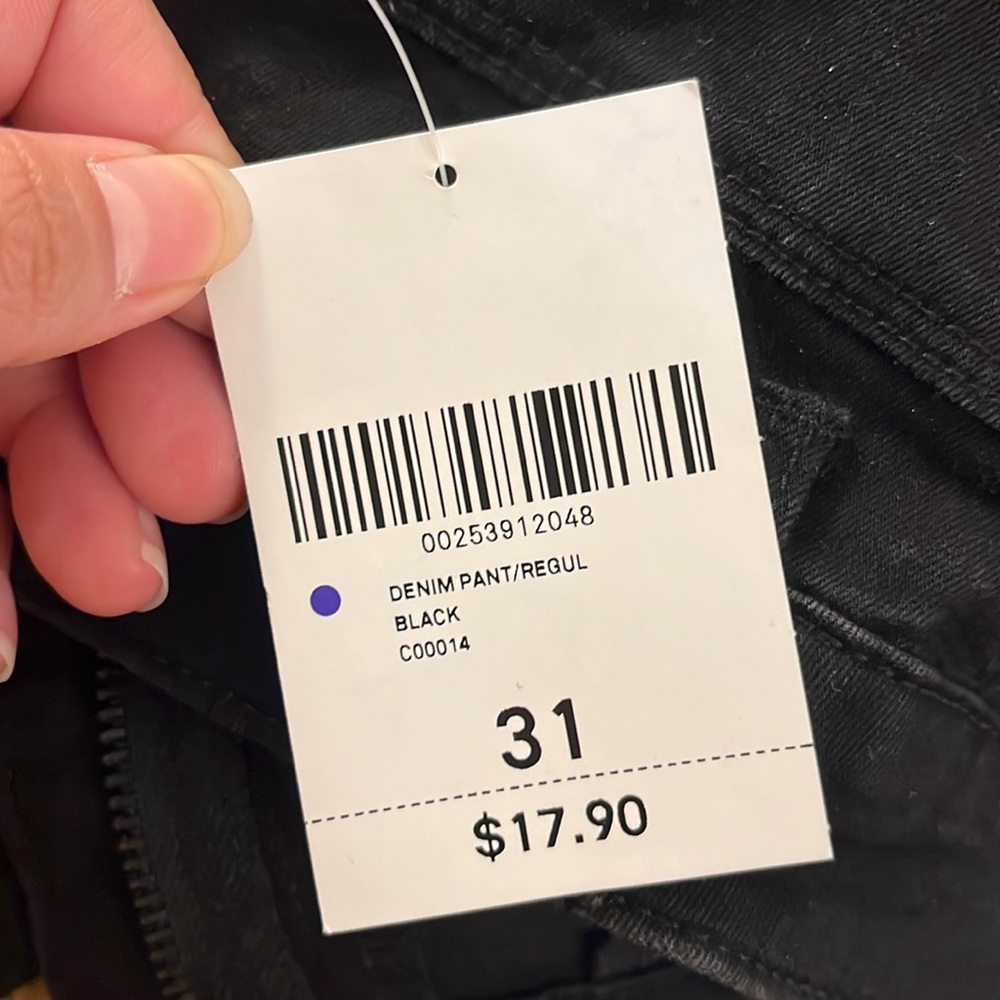 Forever 21 size 31 new with tags black jeans